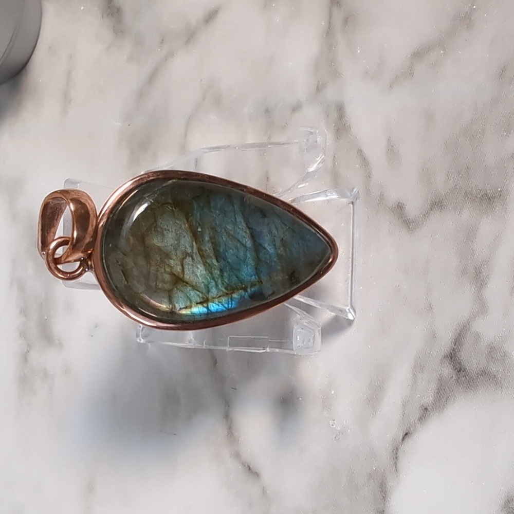 Labradorite Pendant  Brand New!